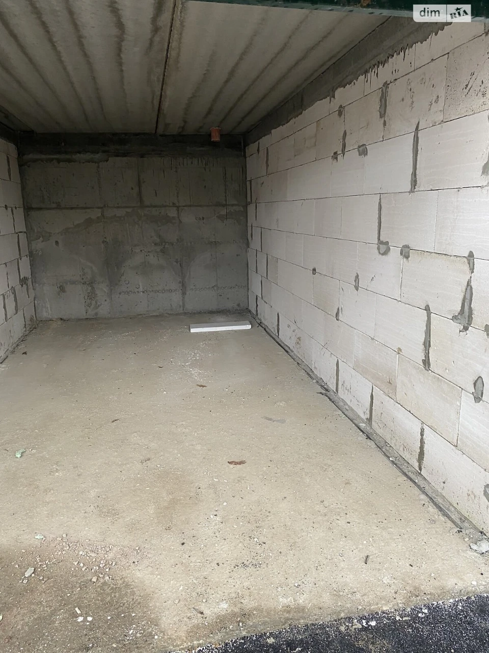 Sale of Separate Garage, Irpin