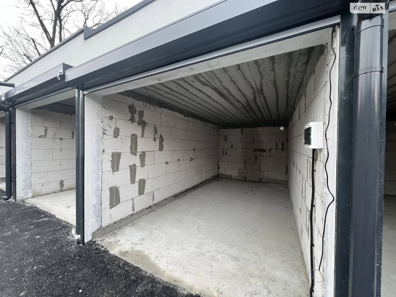 For Sale: Separate Garage