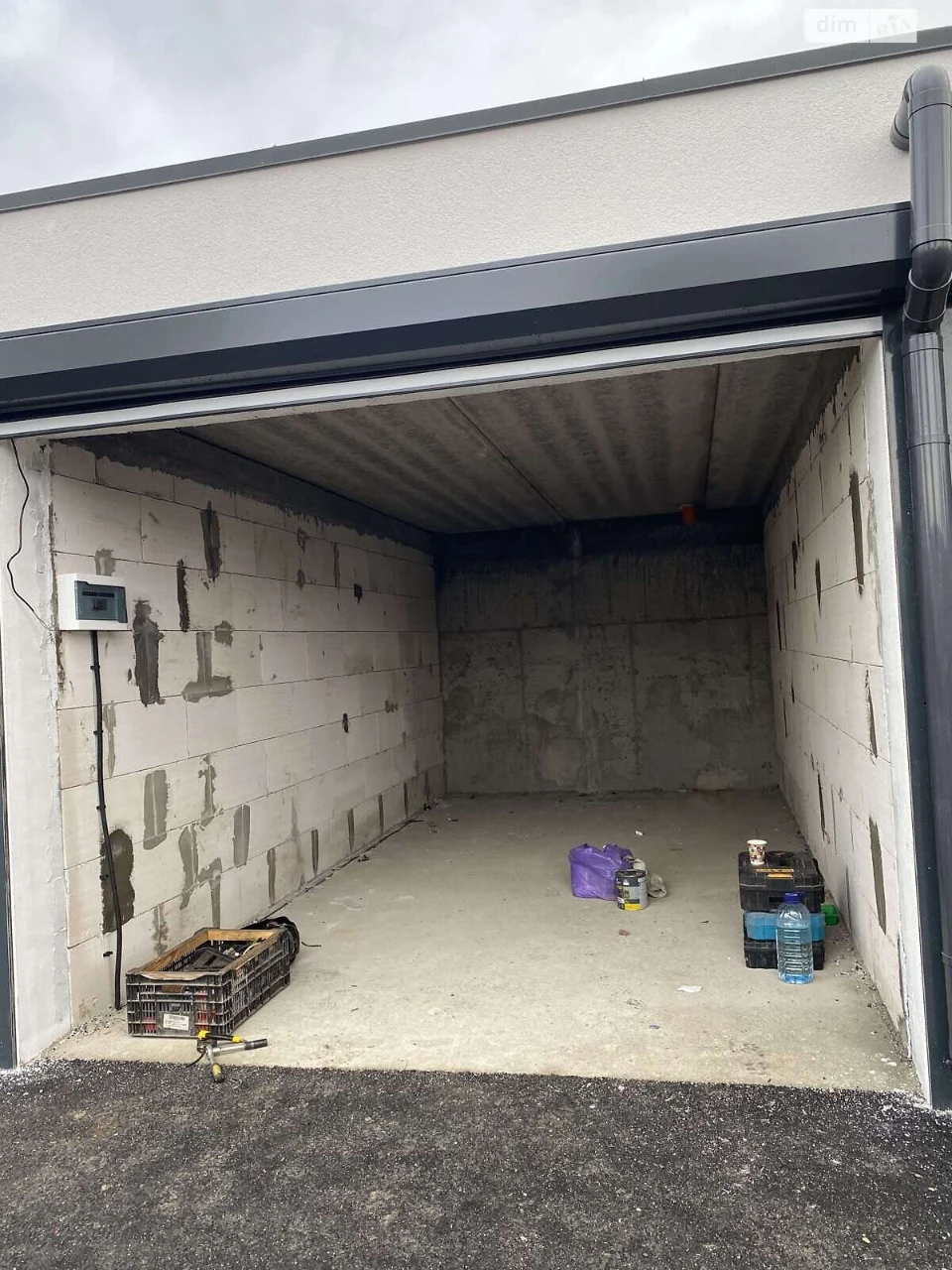 For Sale: Separate Garage