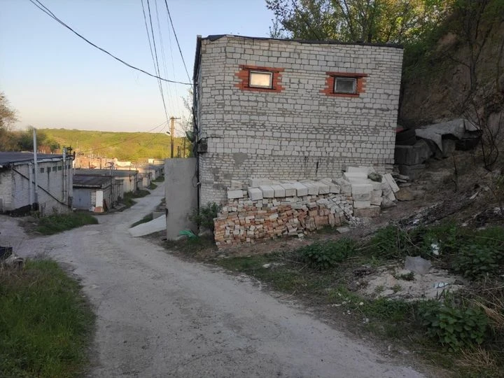 Land for Garage