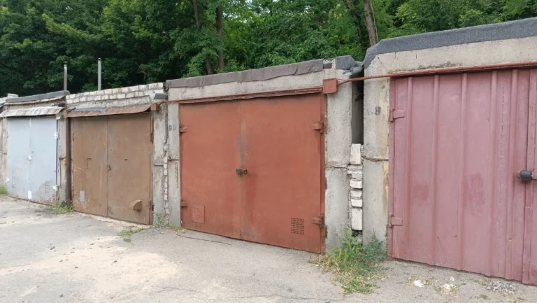 For Sale: Garage in Svetlovodsk
