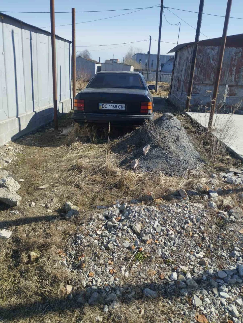 Продаются две земельные участки, расположенные рядом