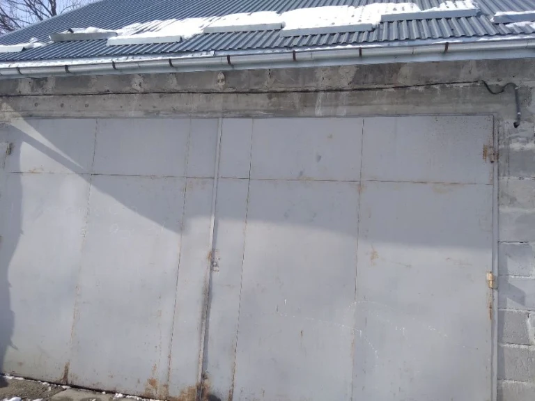 For sale: Large two-story garage.