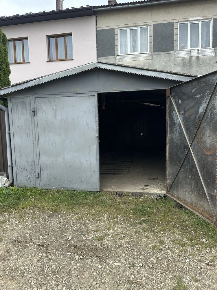 Metal Garage 6 meters x 3.80 meters height 2 meters