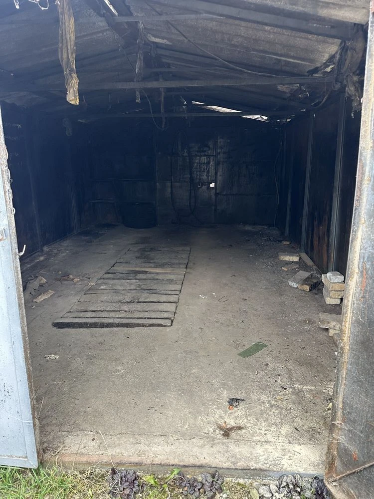 Metal Garage 6 meters x 3.80 meters height 2 meters