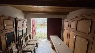 Garage with possibility of extension 2 units