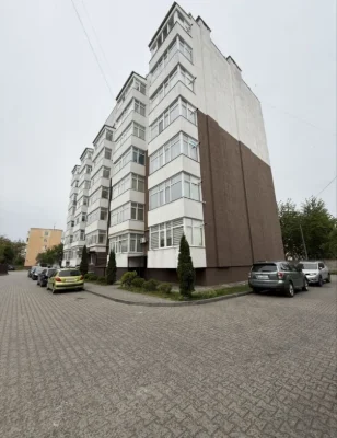 Продажа гаража в М. Стрий, в новостройке.