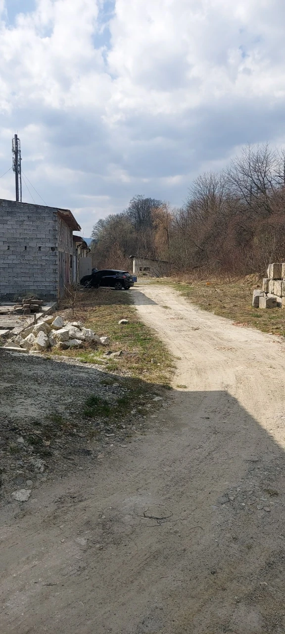 Plot for sale, privatized