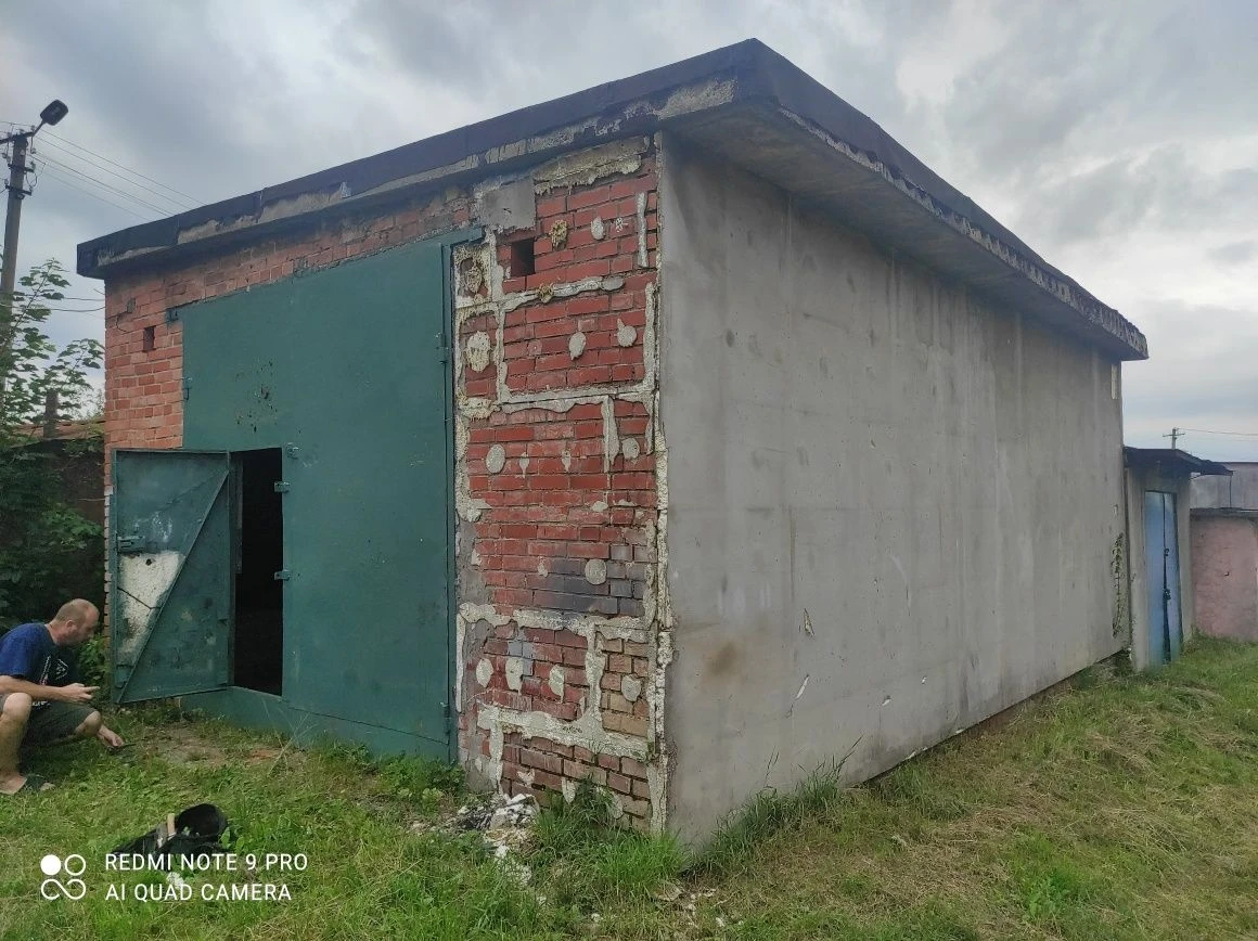 Garage for Rent or Sale