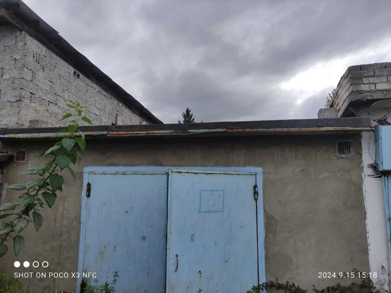 Brick garage in very good condition in Yavoriv