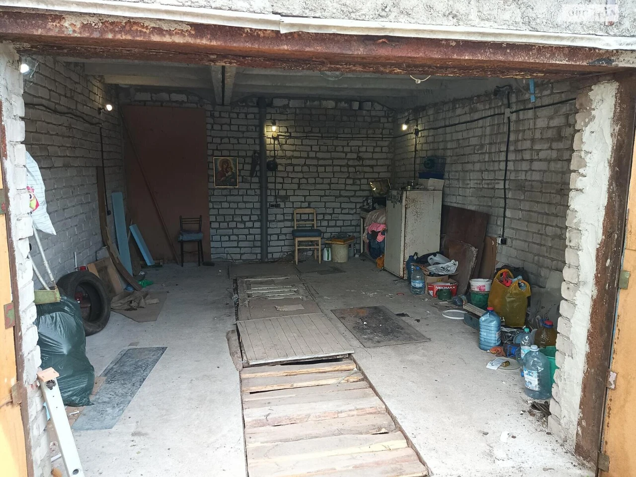 Garage Space for Sale in a Garage Cooperative