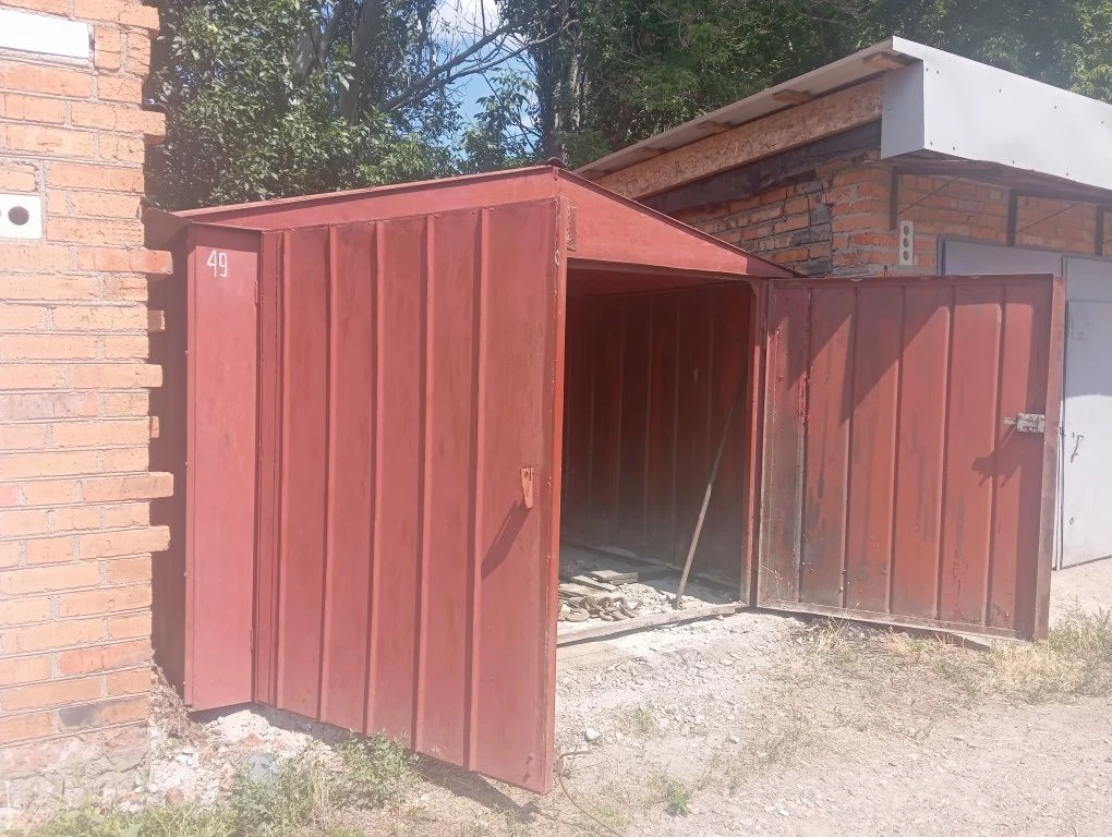 For Sale: Portable Garage