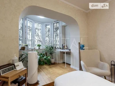 Sale of 3-room apartment 65 sq. m. on Grigory Skovorody Street 11 •