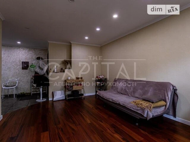 Sale of 3-room apartment 65 sq. m. on Grigory Skovorody Street 11 •