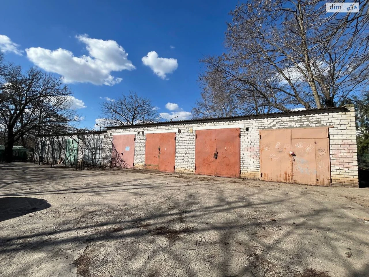 For Sale: Detached Garage, Illychevsk
