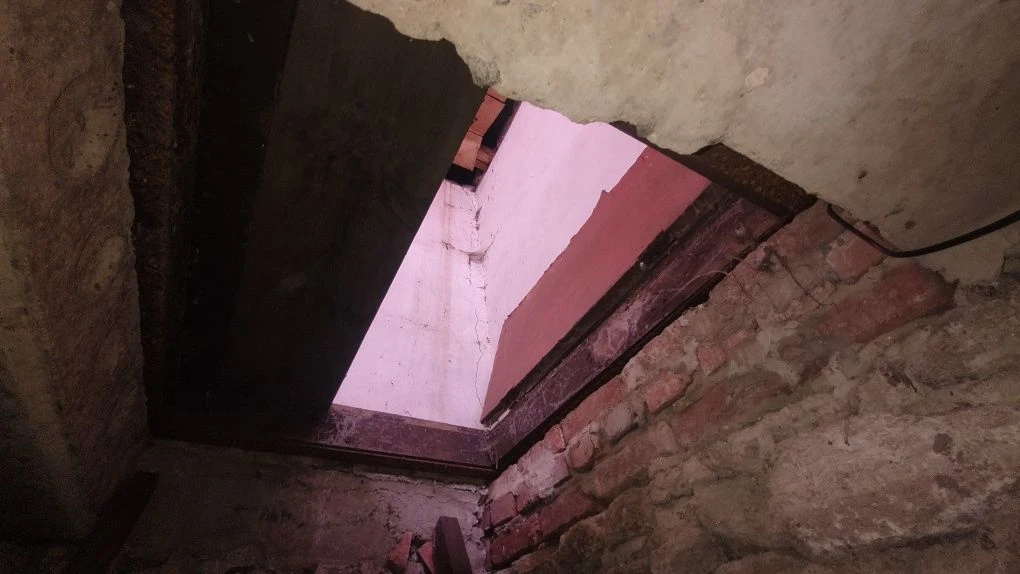 Garage with documents