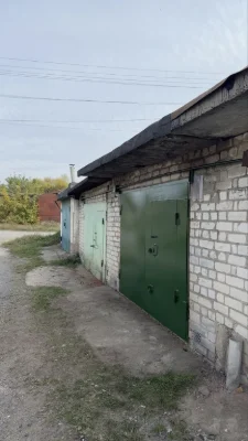 Продам ухоженный гараж на 5-й Автобазе (отличное расположени