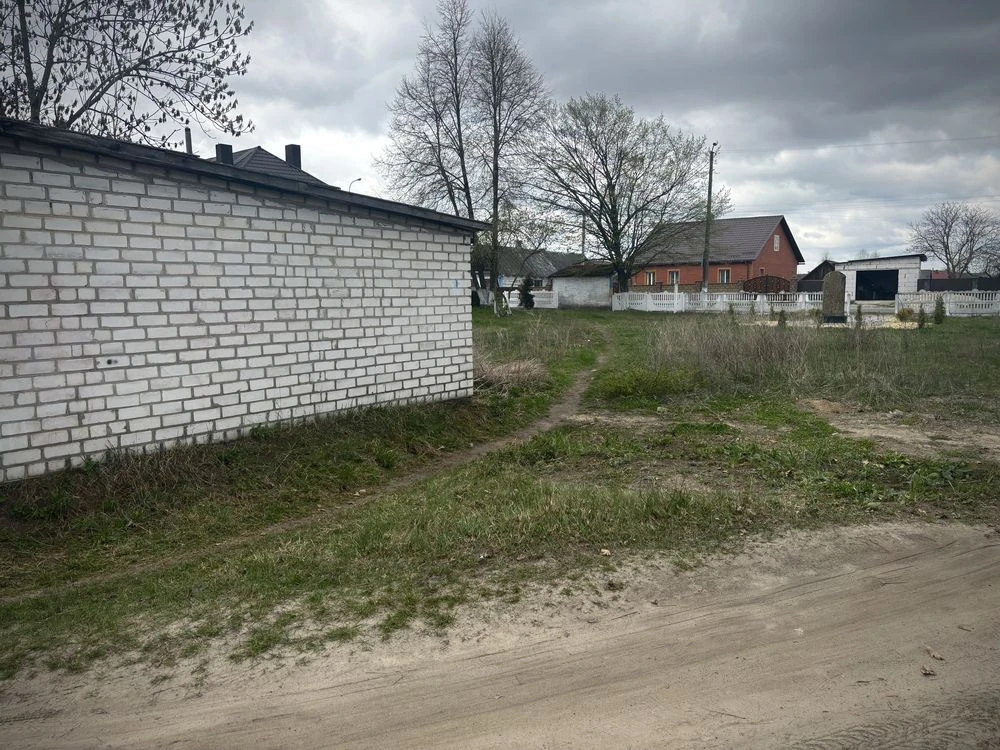 Продам гараж цегляний в центрі міста