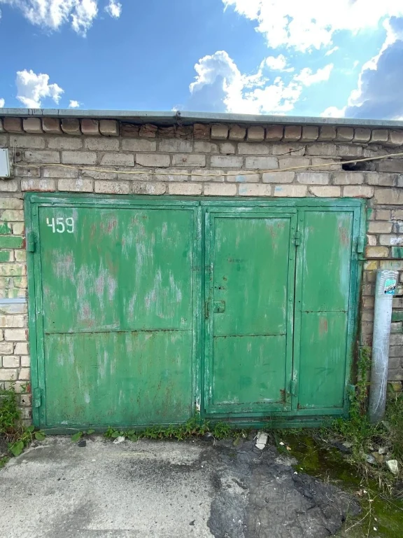 Гараж в нормальному стані