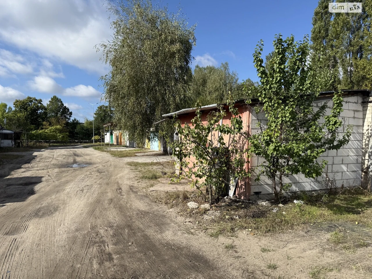 Продаж паркувального місця в гаражному кооперативі