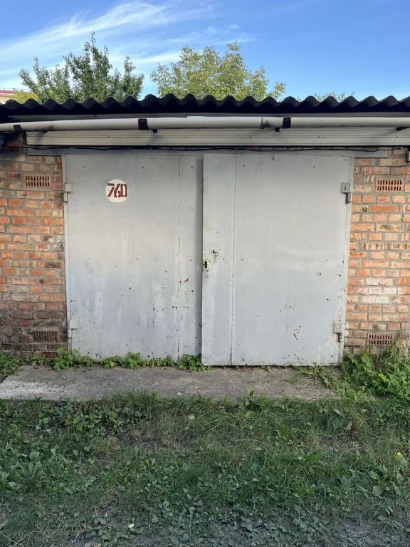 Garage for sale in Cooperative N2