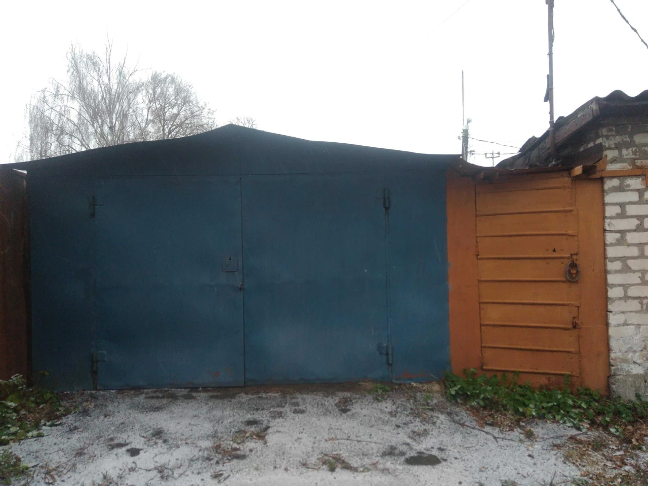 For sale: Garage in the city center