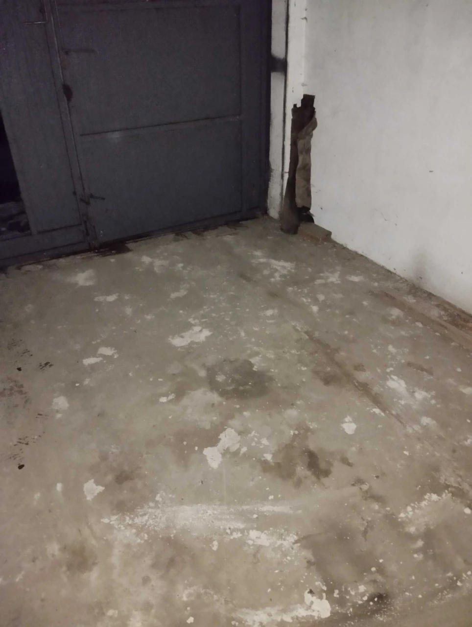 For sale: Large garage in cooperative 5