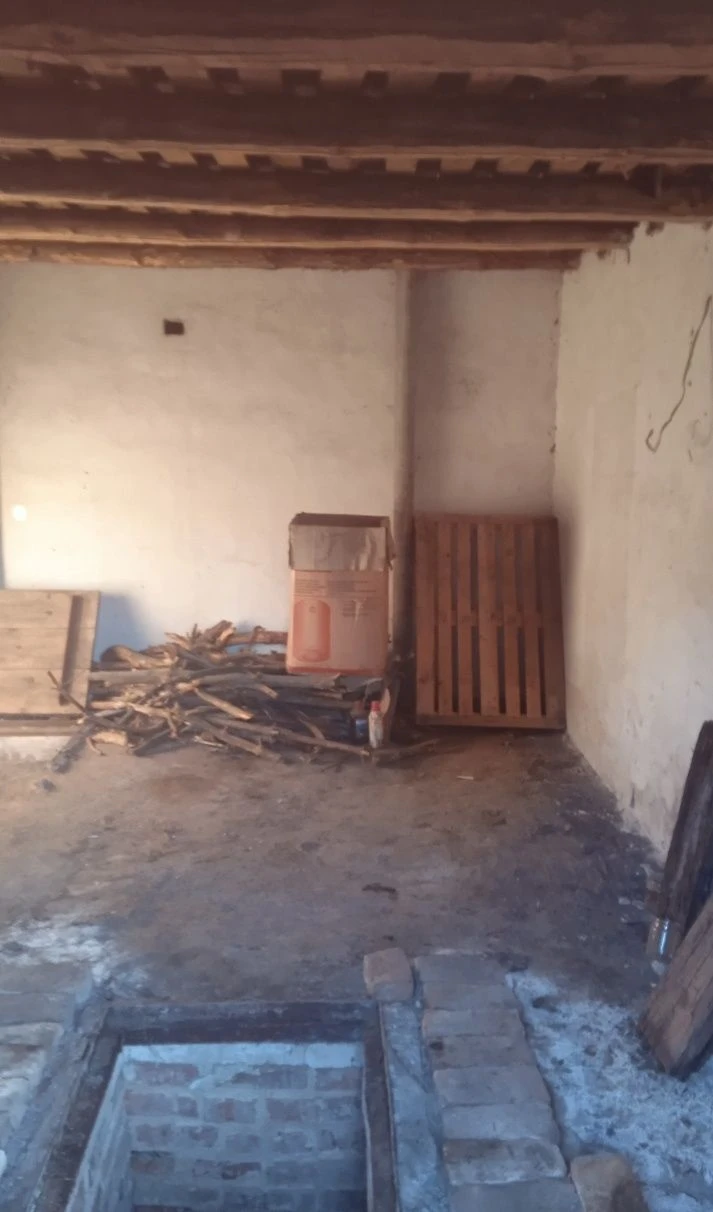 Продам гараж в 4-кооперативе, на верхньому поверсі.