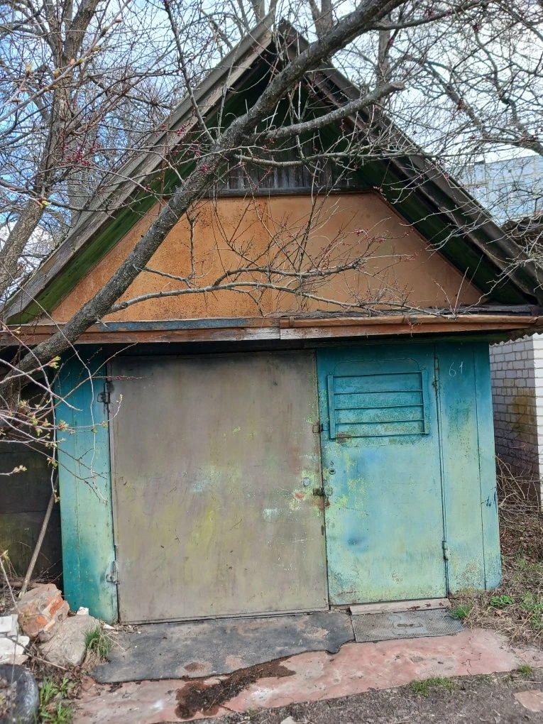 For Sale: Double-Wall Metal Garage