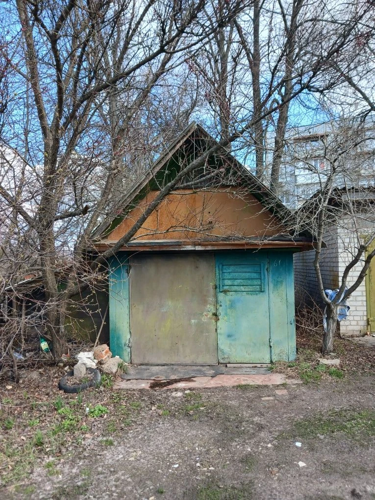 For Sale: Double-Wall Metal Garage