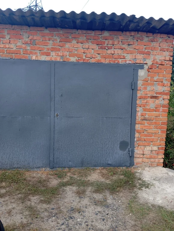 For Sale: 6m x 4m Garage