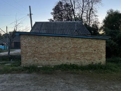 For sale: Garage. In the center of the city of Putivl!
