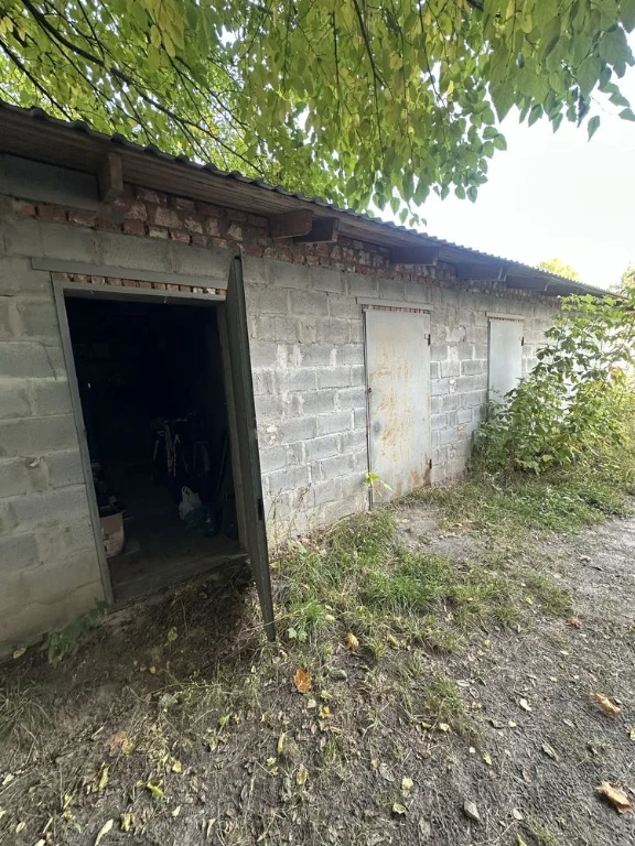 Кирпичный сарай с подвалом, улица Грушевского 6