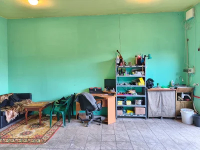 Garage in the center of Balakleya