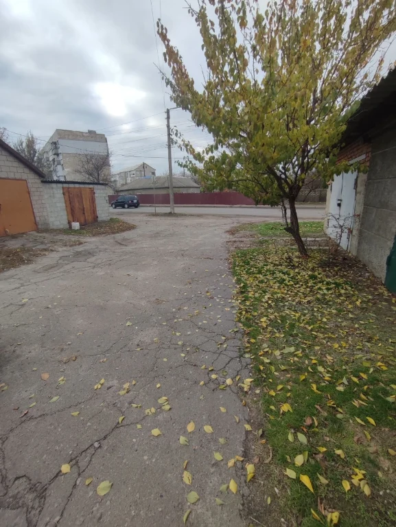 Продажа гаража, район повороту, рядом с пятиэтажки