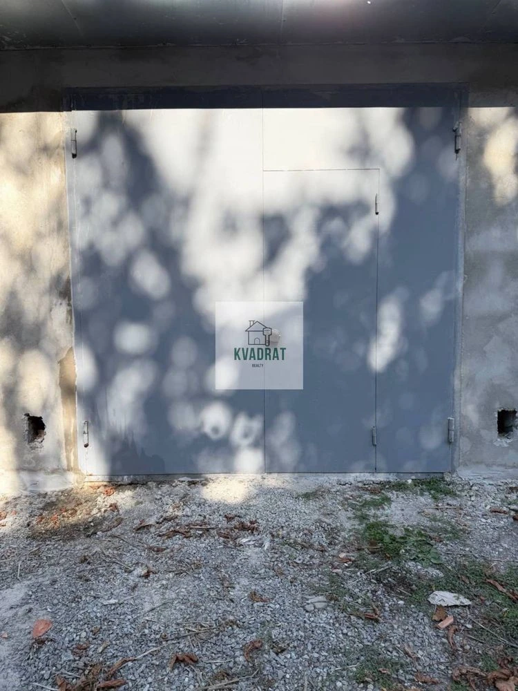 For sale, cozy garage on Smirnova