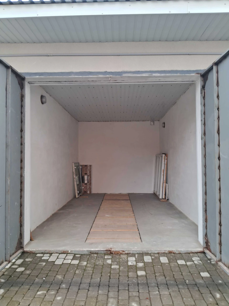 For Sale: Large Bus Garage with Basement, City Center