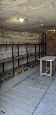 For Sale: Garage in 4th Cooperative
