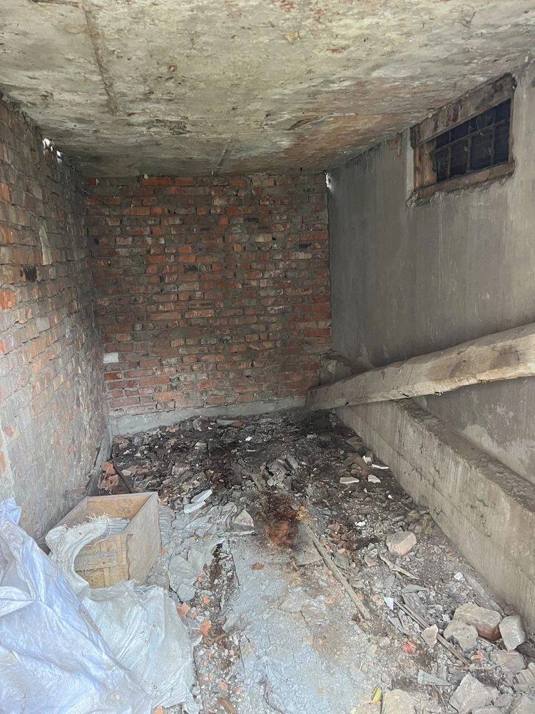 Large Brick Garage 28 sq.m. with attic and paved access