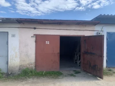 Кірпичний гараж, продам.