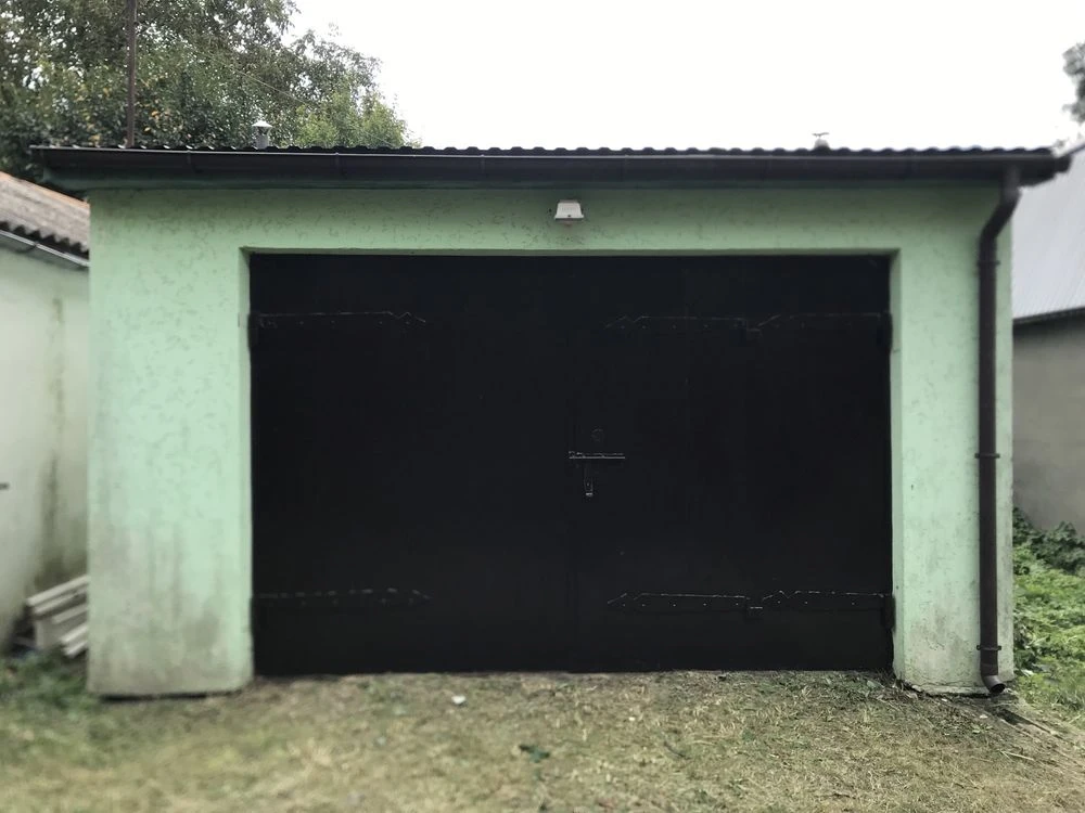 Garage for sale