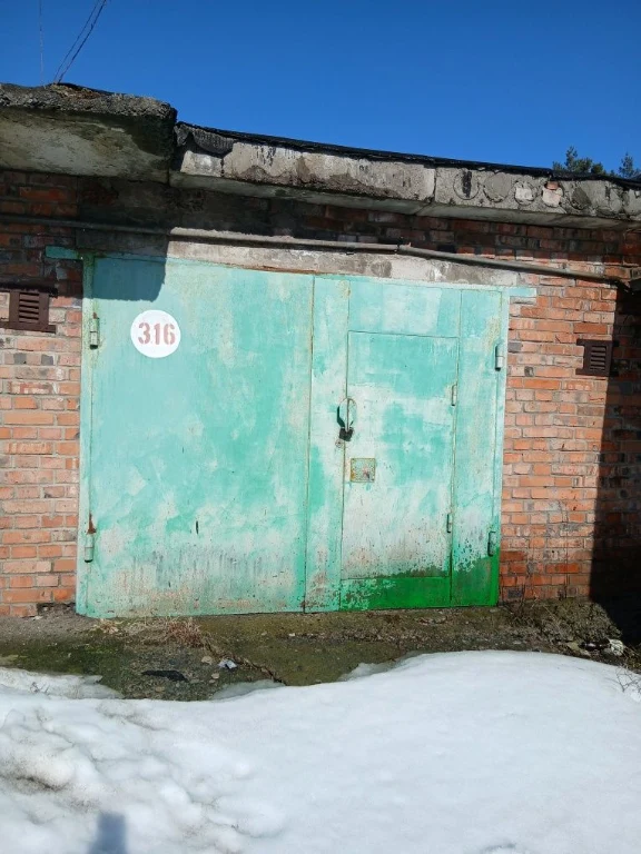Гараж с подвалом, район хлібозаводу