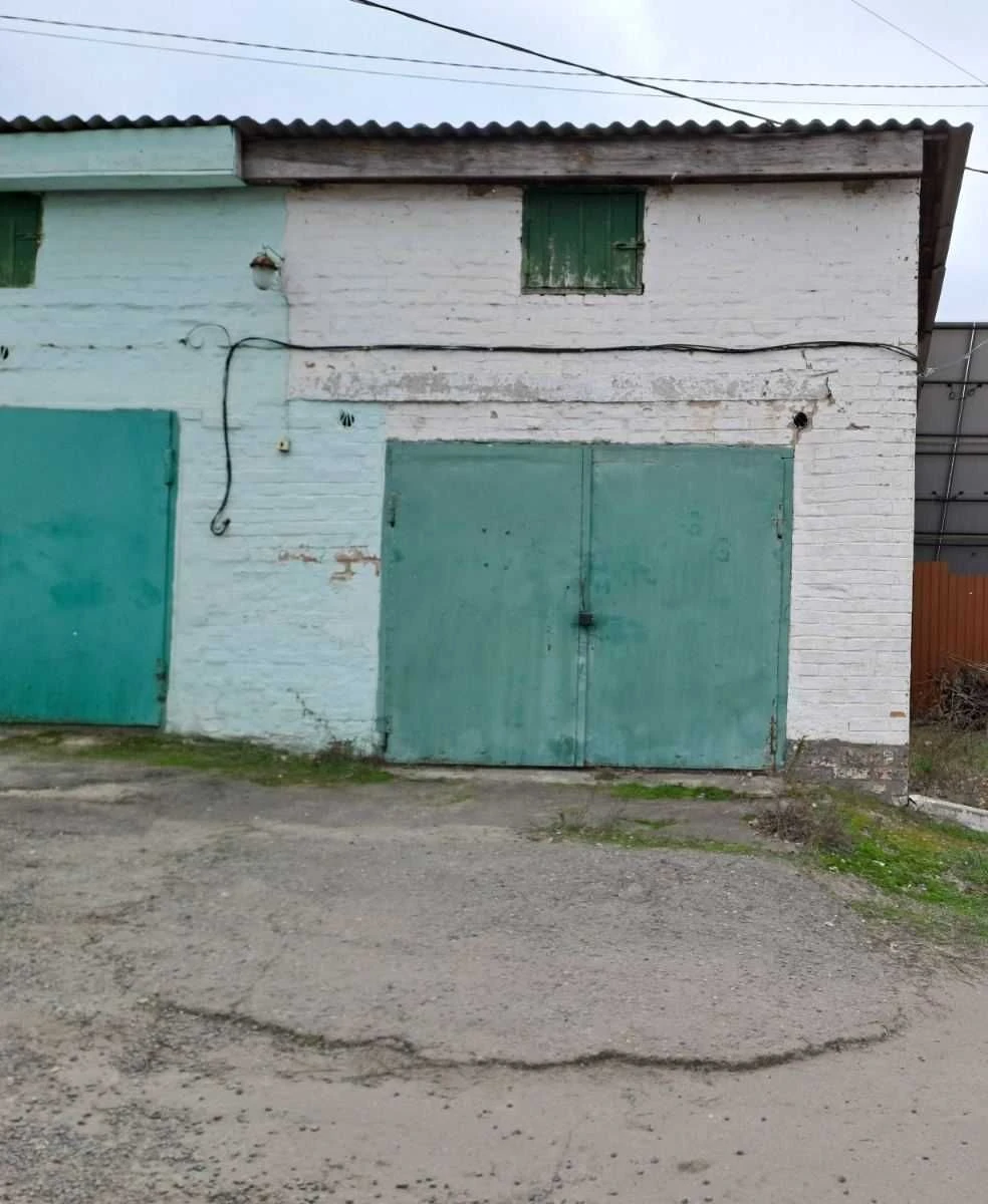 Garage for sale