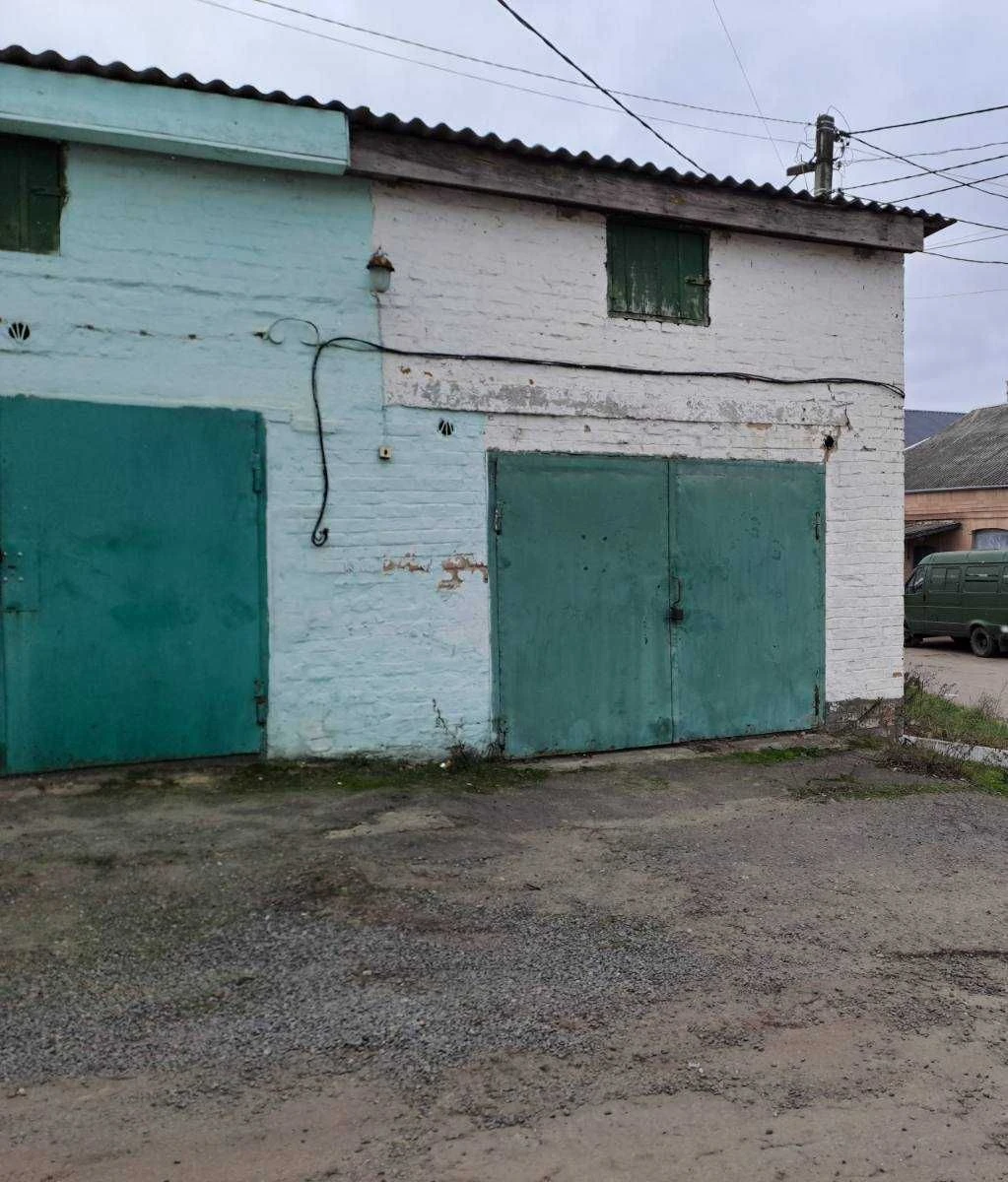 Garage for sale