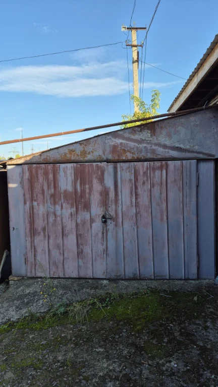 For Sale Garage, Center of Kaniv