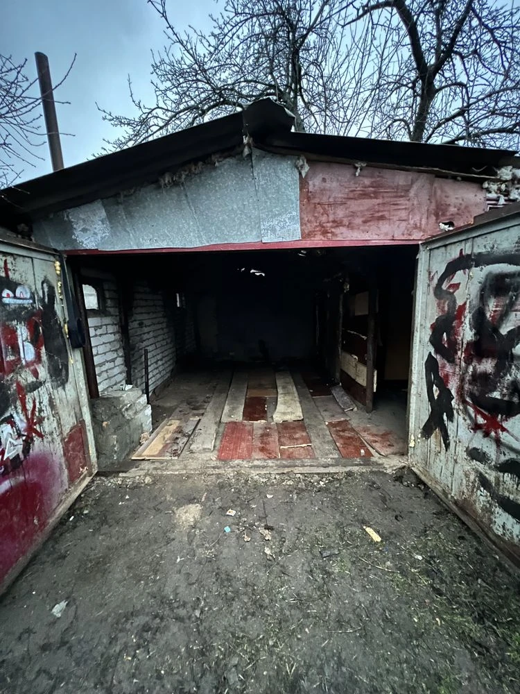 For Sale: Garage in Smila, Rpz Pavlov, in a residential area