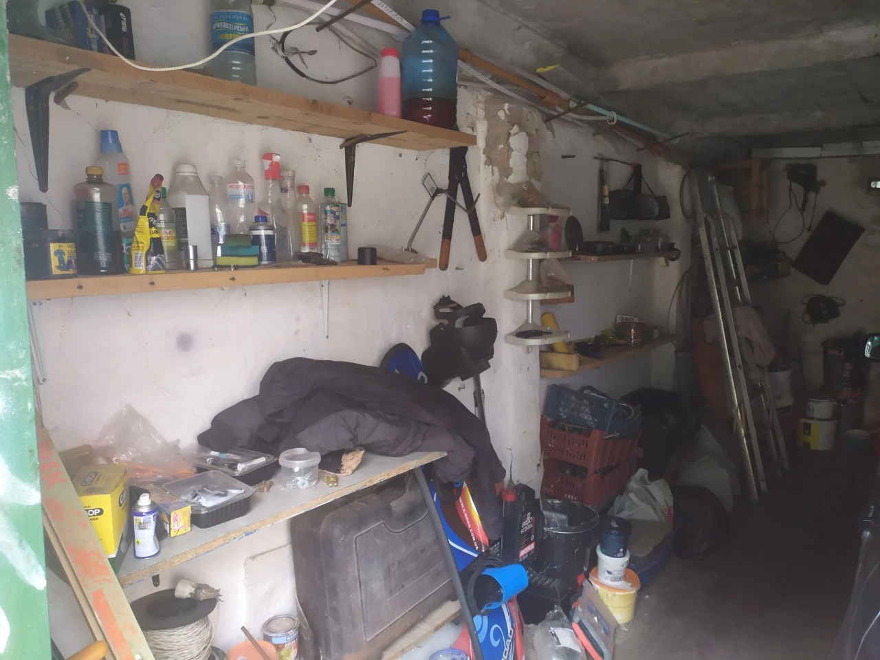 Продаю гараж район ринку Дубки Умань