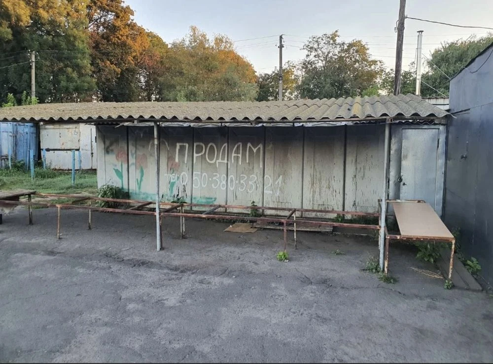 Продам гараж секційний