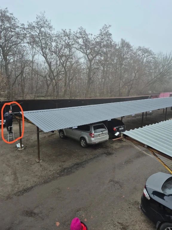 Место на автостоянке