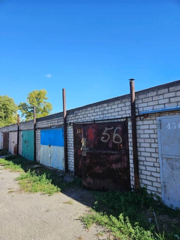 Продається гараж у кооперативі "Автолюбитель-32" (район "Нібулон")
